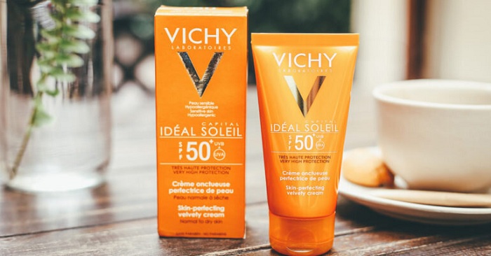 Kem chống nắng Vichy Ideal Soleil Skin Perfecting Velvety Face Sun Cream Spf50+ –