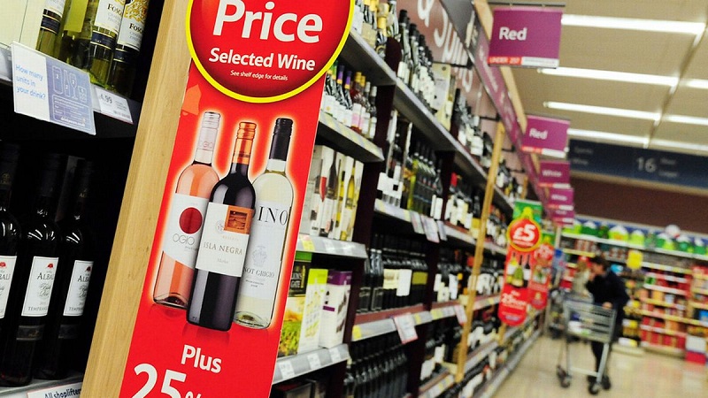 Rượu vang từ cửa hàng Wines supermarket dễ dàng được tìm thấy tại các siêu thị